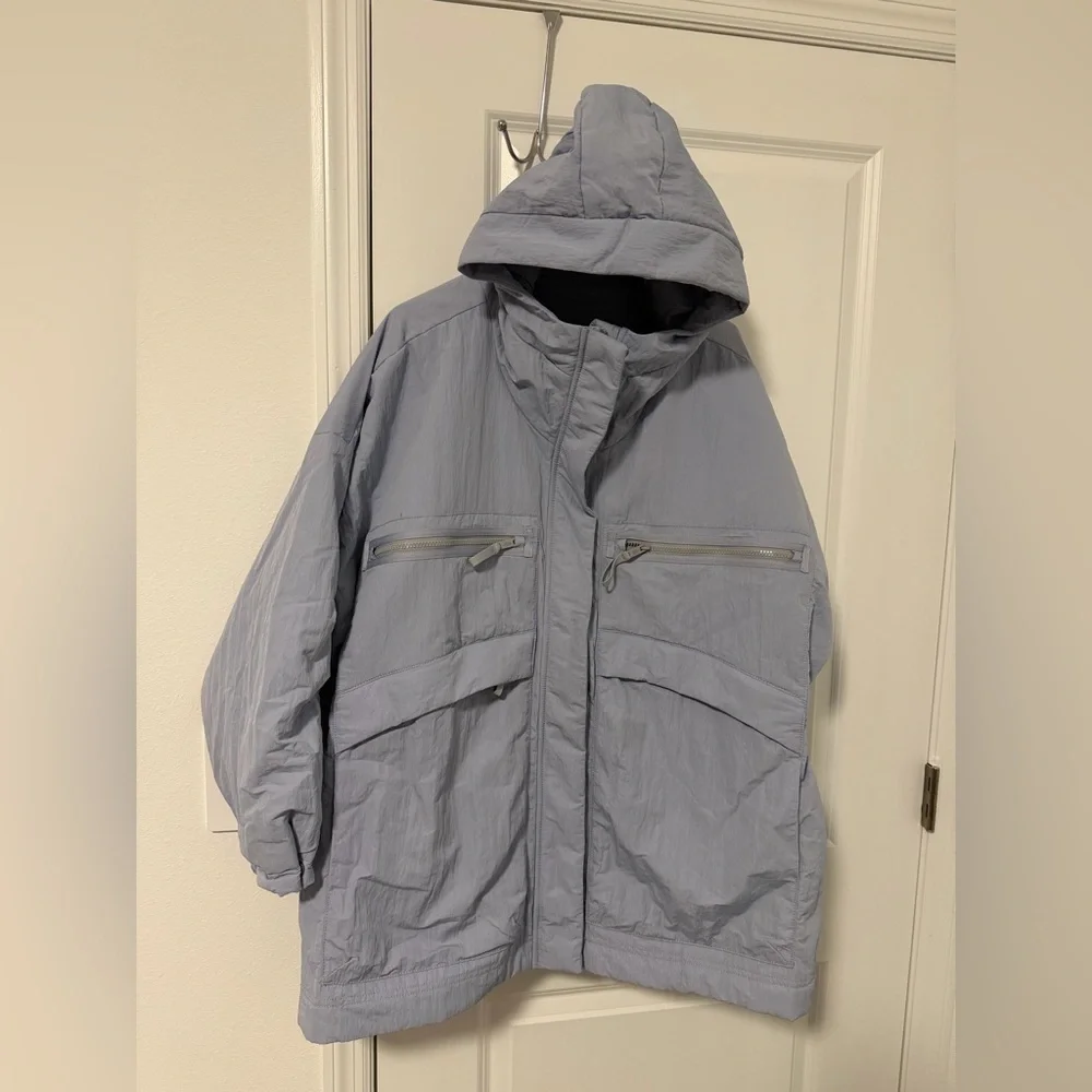 Free People Movement Billie Boxy Lightweight Insulated Jacket Size M/L NWOT - Picture 3 of 12